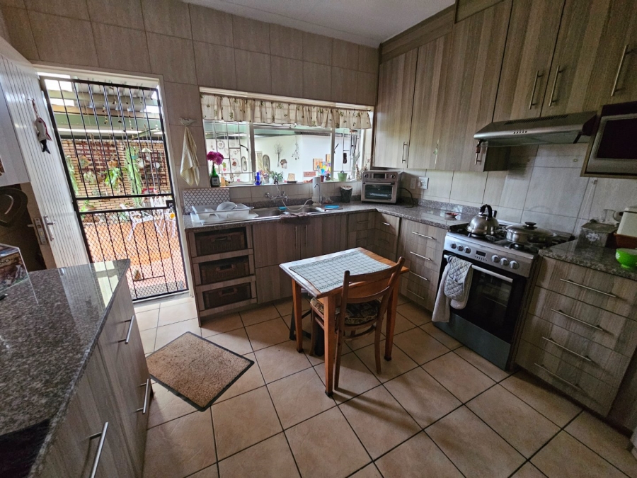 4 Bedroom Property for Sale in Montana Gauteng