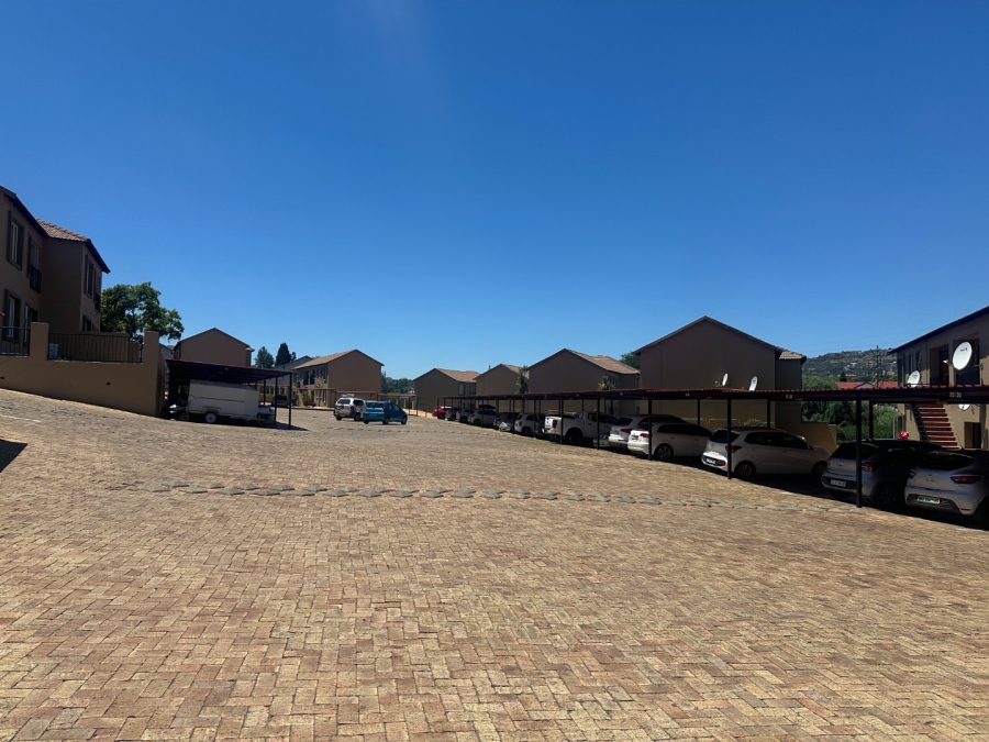 2 Bedroom Property for Sale in Wilgeheuwel Gauteng