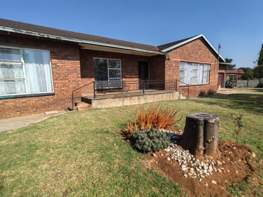 3 Bedroom Property for Sale in Rensburg Gauteng