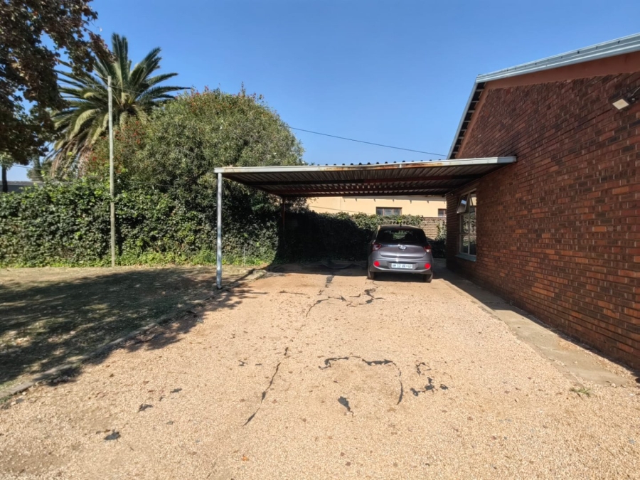 3 Bedroom Property for Sale in Rensburg Gauteng