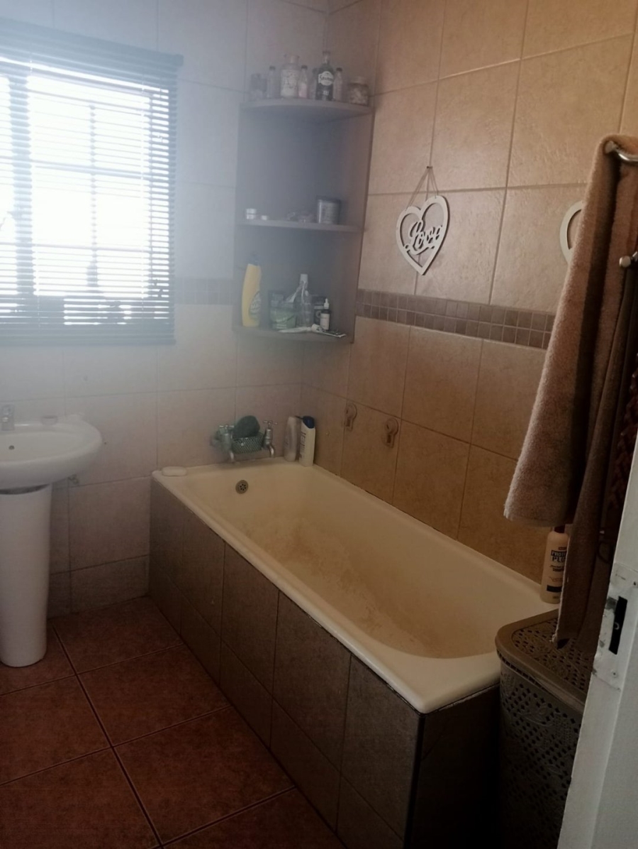 3 Bedroom Property for Sale in Homestead Gauteng