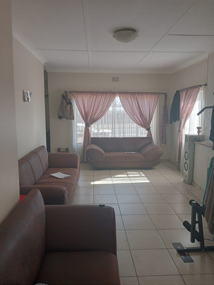 3 Bedroom Property for Sale in Homestead Gauteng