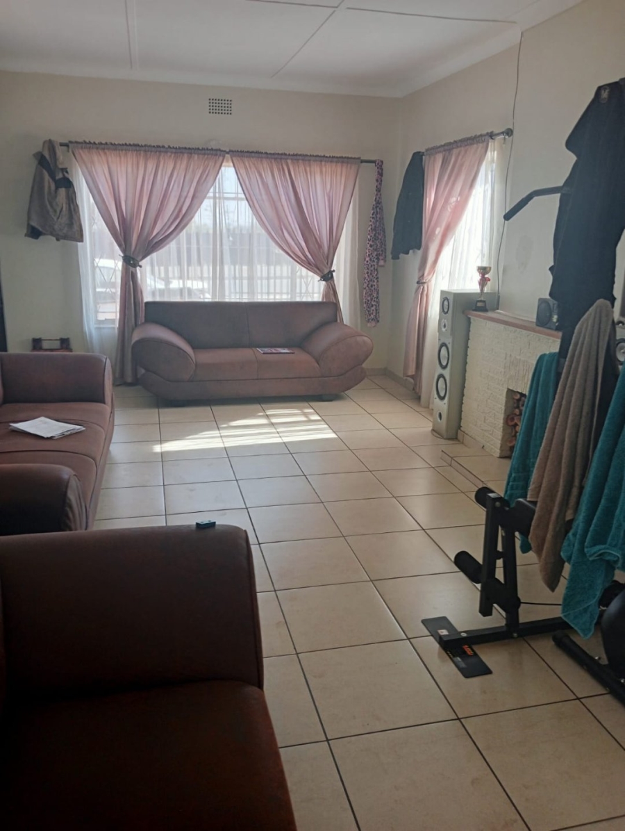 3 Bedroom Property for Sale in Homestead Gauteng