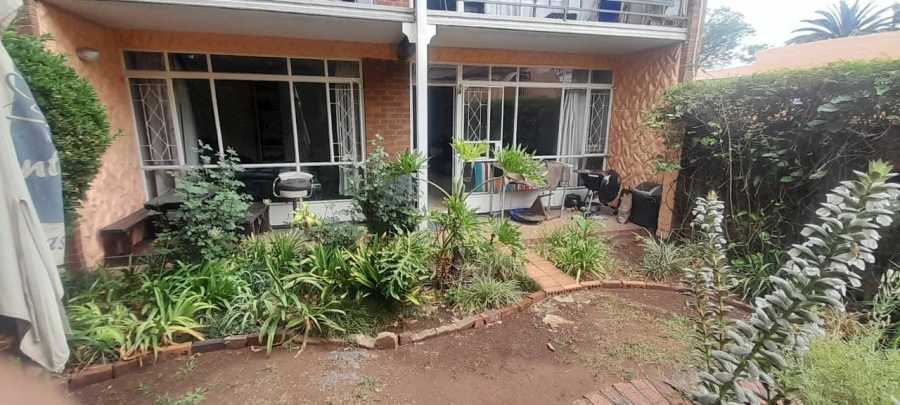 2 Bedroom Property for Sale in Edenvale Central Gauteng