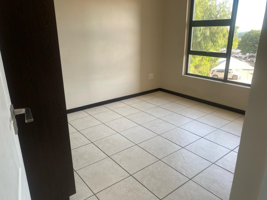 To Let 3 Bedroom Property for Rent in Oakdene Gauteng