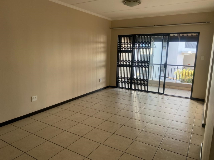 To Let 3 Bedroom Property for Rent in Oakdene Gauteng