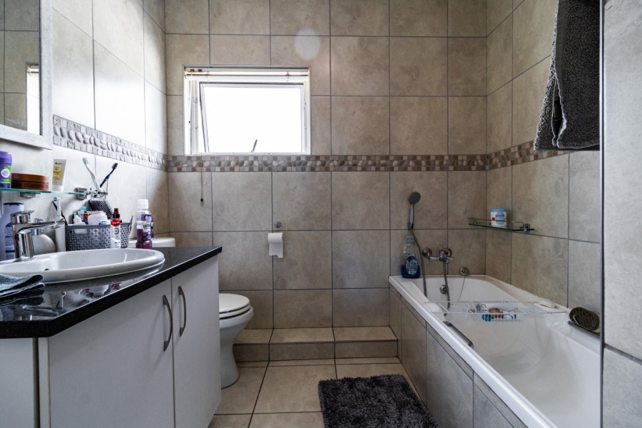 3 Bedroom Property for Sale in Meyersdal Gauteng