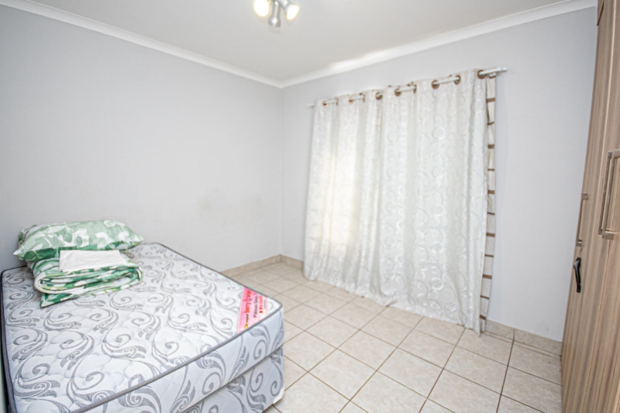 4 Bedroom Property for Sale in Esther Park Gauteng