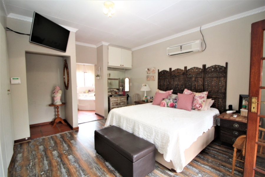 3 Bedroom Property for Sale in Eldoraigne Gauteng