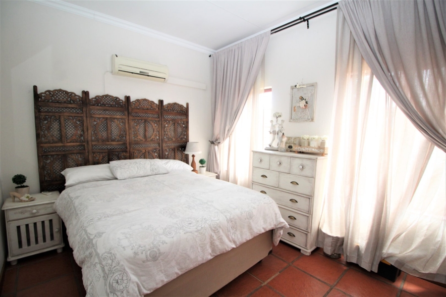 3 Bedroom Property for Sale in Eldoraigne Gauteng