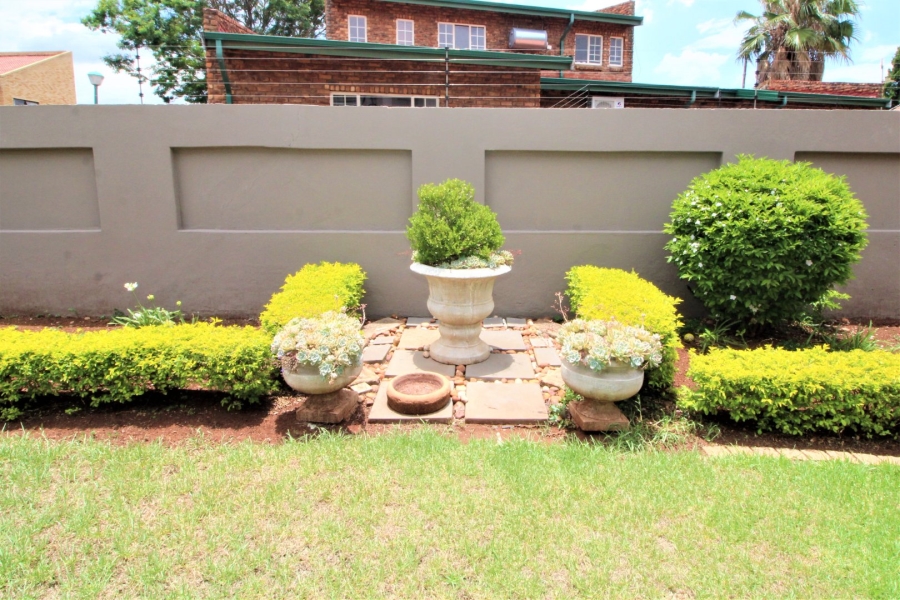 3 Bedroom Property for Sale in Eldoraigne Gauteng