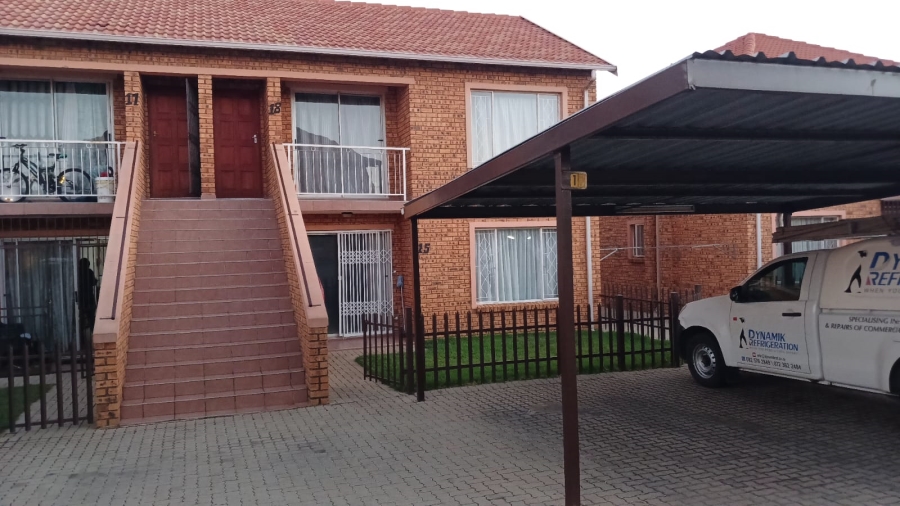 2 Bedroom Property for Sale in Rosettenville Gauteng