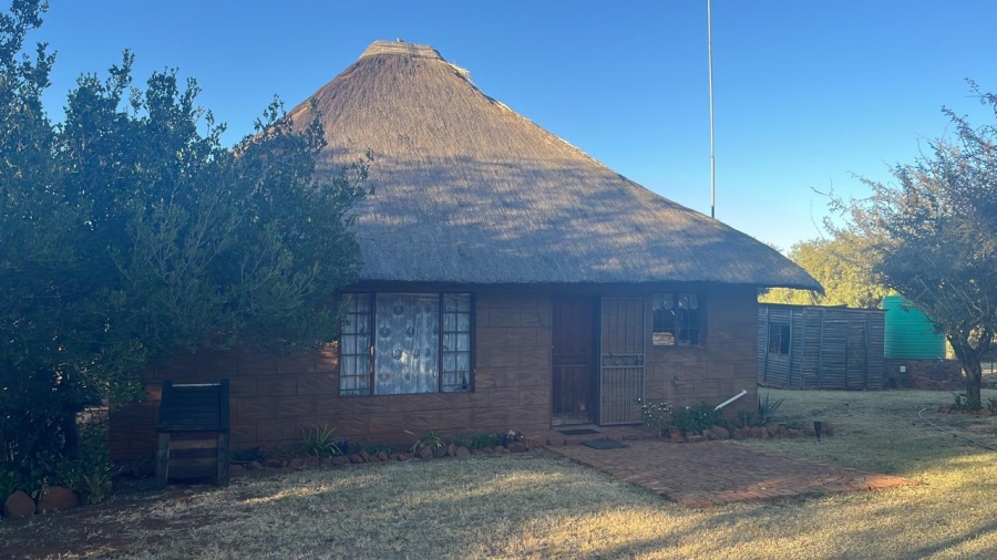 5 Bedroom Property for Sale in Kameeldrift West Gauteng