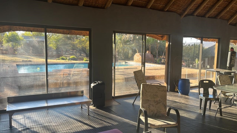 5 Bedroom Property for Sale in Kameeldrift West Gauteng