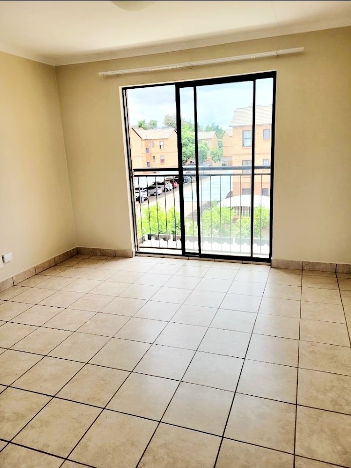 2 Bedroom Property for Sale in Boardwalk Gauteng