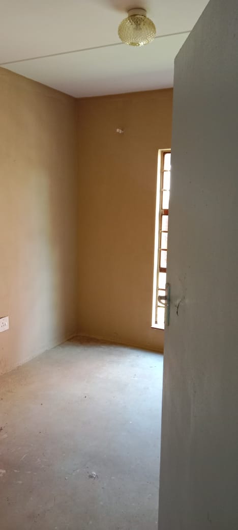 2 Bedroom Property for Sale in Commercia Gauteng