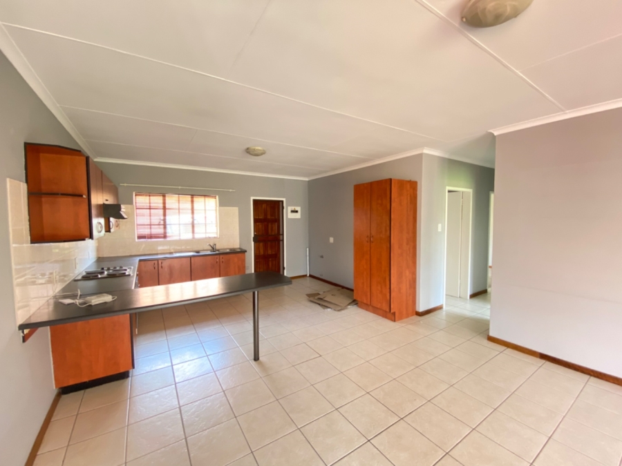 To Let 3 Bedroom Property for Rent in Noordwyk Gauteng