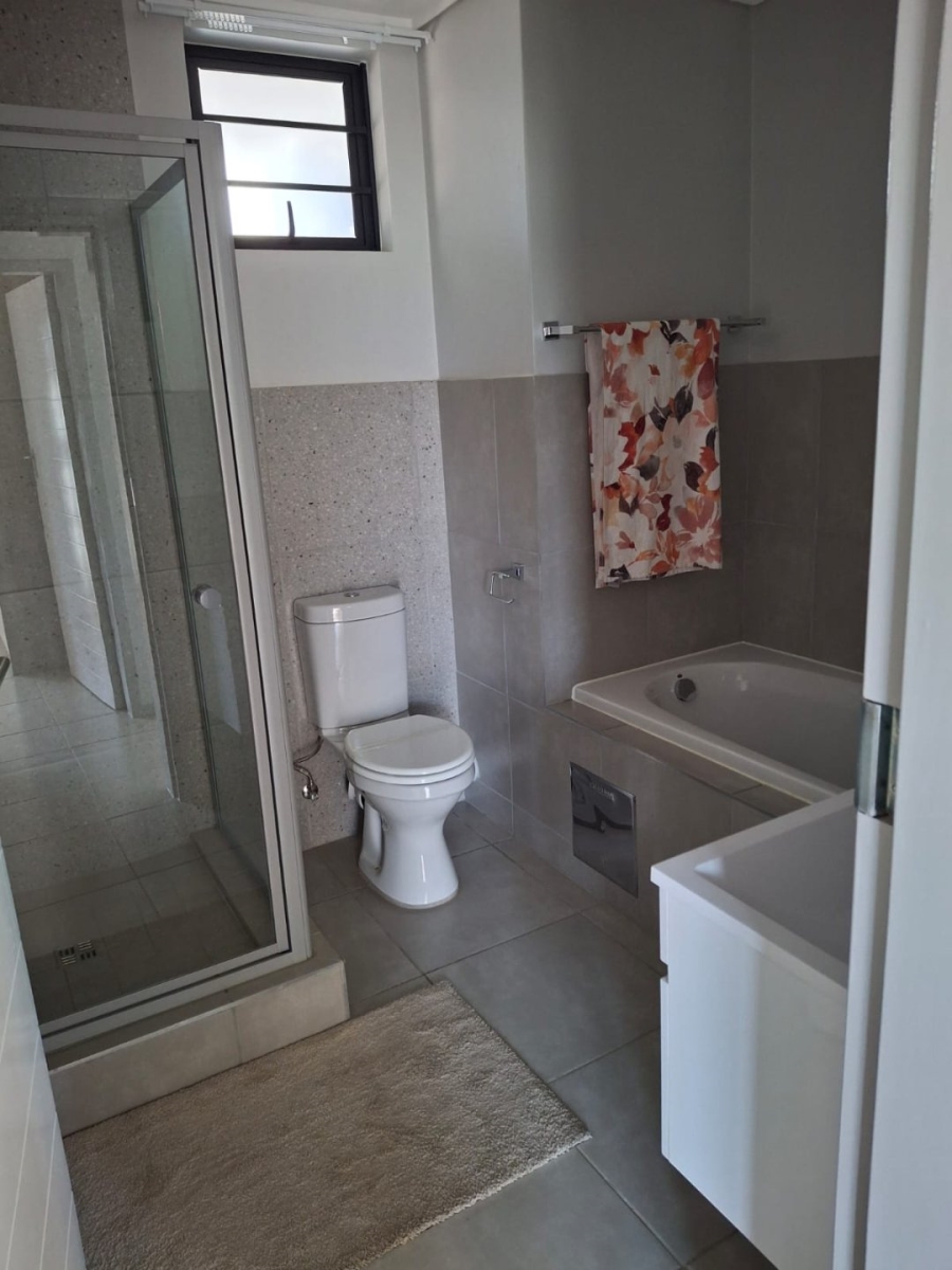 2 Bedroom Property for Sale in Rooihuiskraal North Gauteng