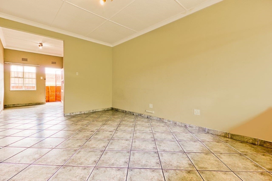 1 Bedroom Property for Sale in Benoni Central Gauteng