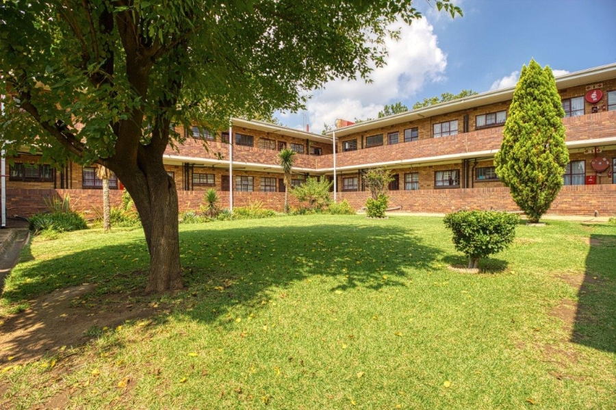 1 Bedroom Property for Sale in Benoni Central Gauteng