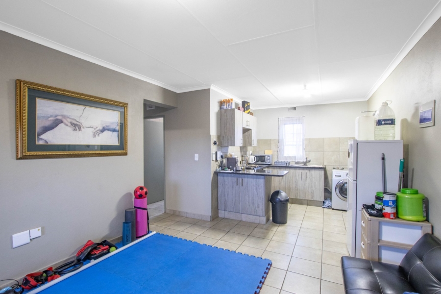 2 Bedroom Property for Sale in Montana Tuine Gauteng