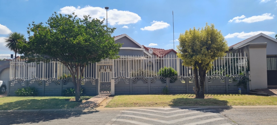 3 Bedroom Property for Sale in Reigerpark Gauteng