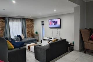 4 Bedroom Property for Sale in Strubensvallei Gauteng