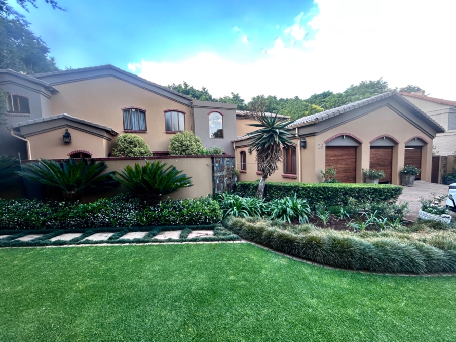 6 Bedroom Property for Sale in Midstream Estate Gauteng