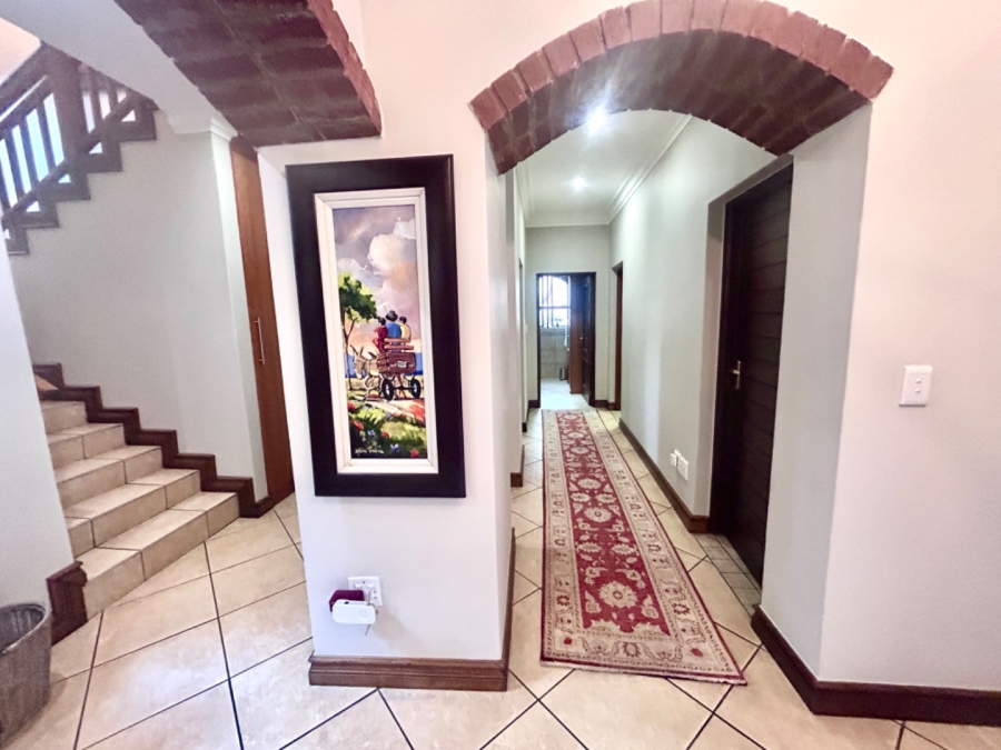 6 Bedroom Property for Sale in Midstream Estate Gauteng