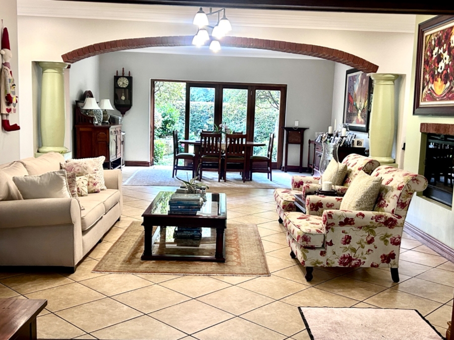 6 Bedroom Property for Sale in Midstream Estate Gauteng