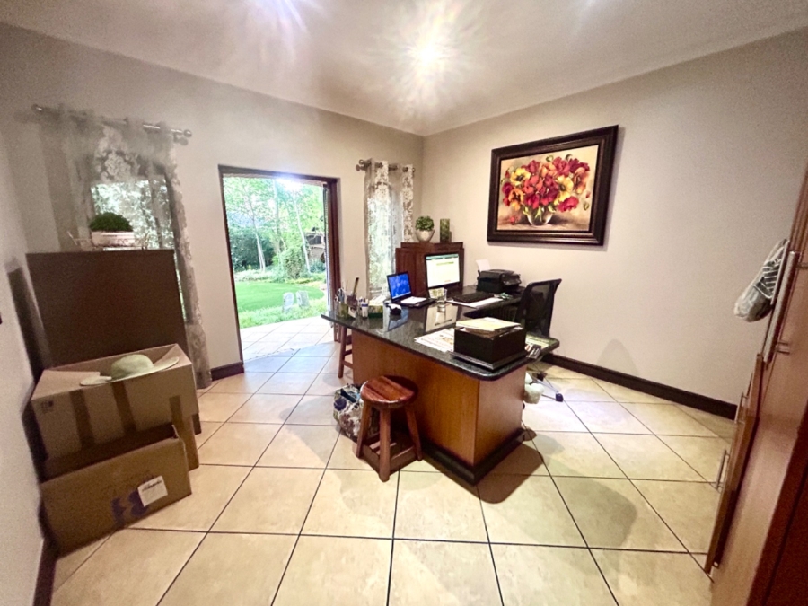 6 Bedroom Property for Sale in Midstream Estate Gauteng