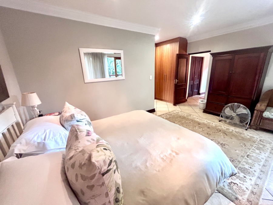 6 Bedroom Property for Sale in Midstream Estate Gauteng