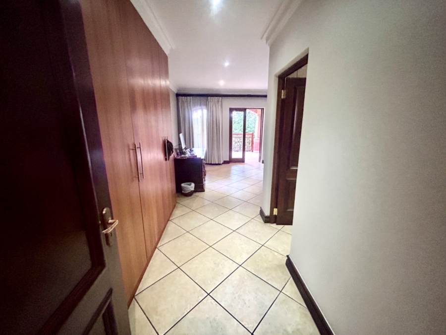 6 Bedroom Property for Sale in Midstream Estate Gauteng