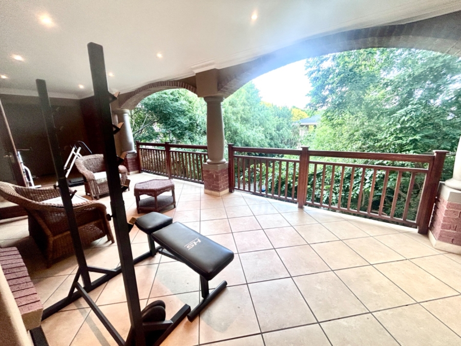 6 Bedroom Property for Sale in Midstream Estate Gauteng