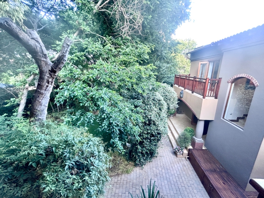 6 Bedroom Property for Sale in Midstream Estate Gauteng