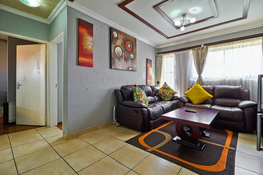 2 Bedroom Property for Sale in Ormonde View Gauteng