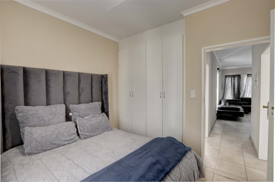 2 Bedroom Property for Sale in Ormonde View Gauteng