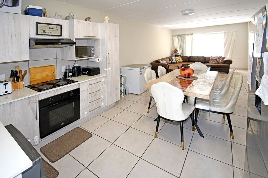 2 Bedroom Property for Sale in Brentwood Gauteng