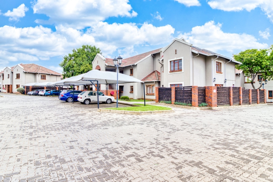 2 Bedroom Property for Sale in Meyersdal Gauteng