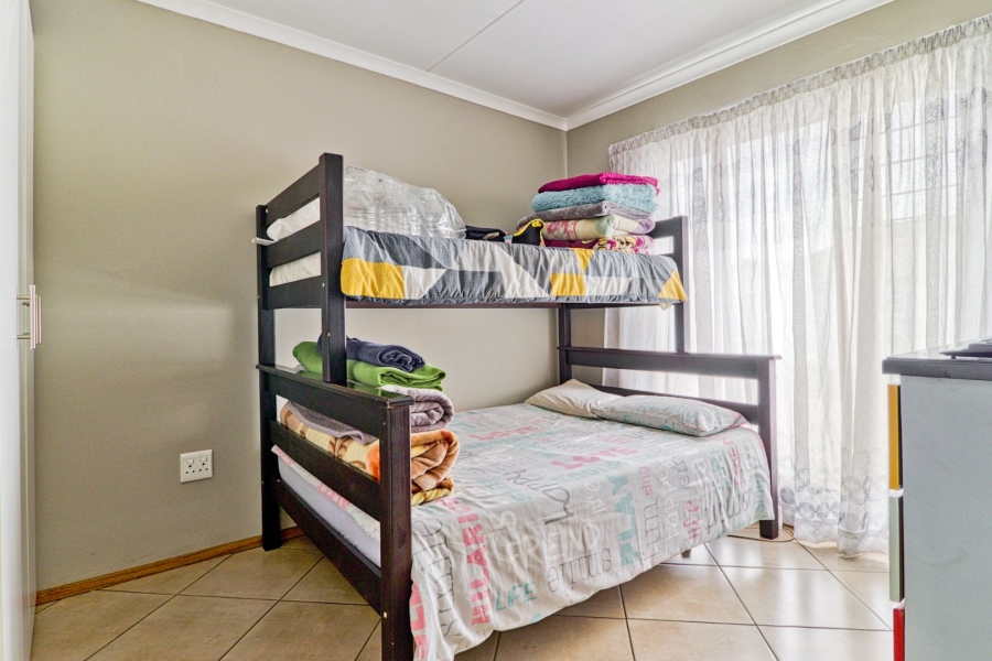 2 Bedroom Property for Sale in Albertsdal Gauteng