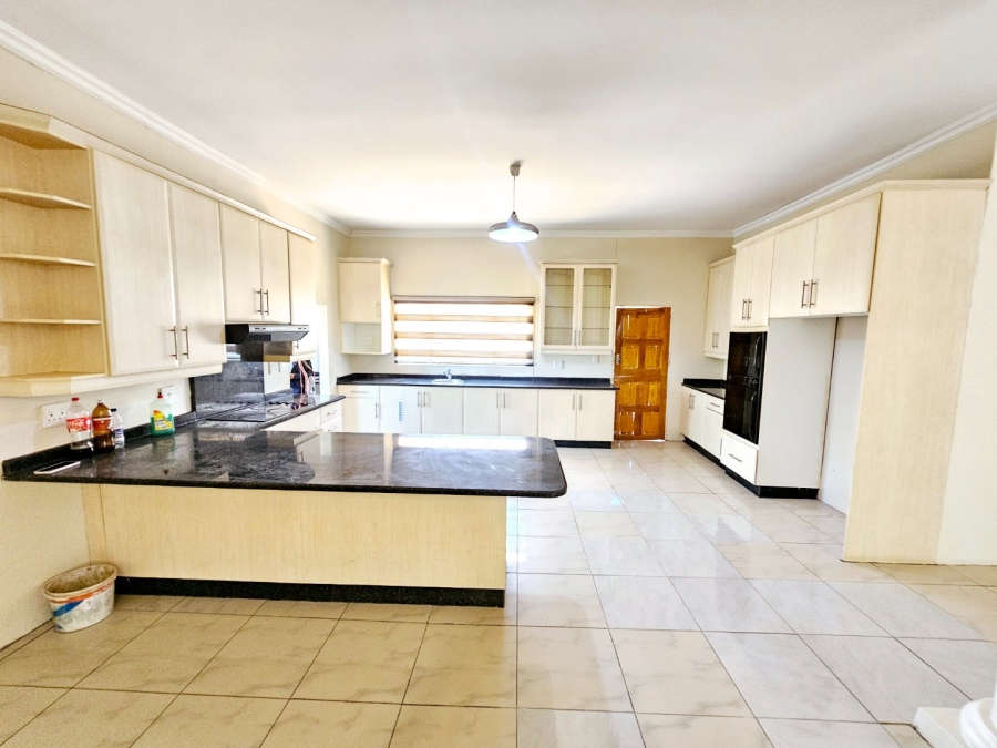 To Let 4 Bedroom Property for Rent in Erasmia Gauteng