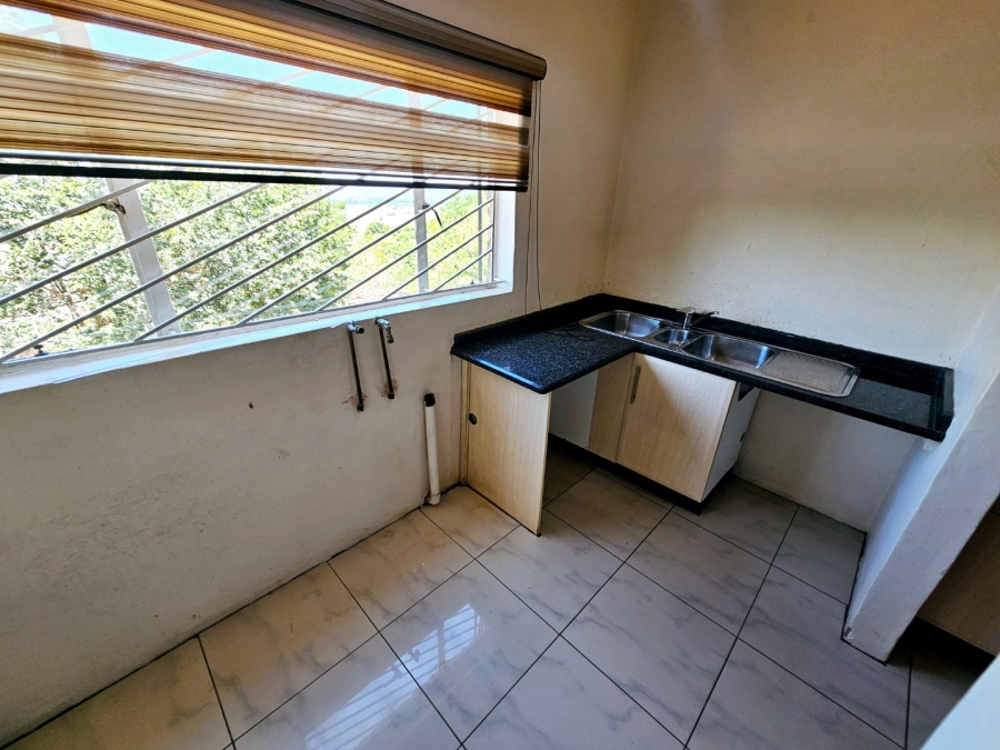 To Let 4 Bedroom Property for Rent in Erasmia Gauteng