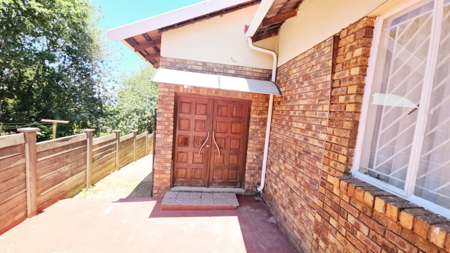 To Let 4 Bedroom Property for Rent in Erasmia Gauteng