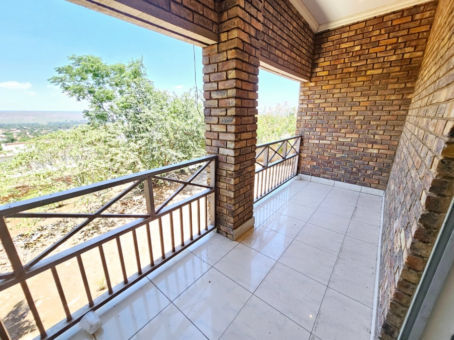 To Let 4 Bedroom Property for Rent in Erasmia Gauteng