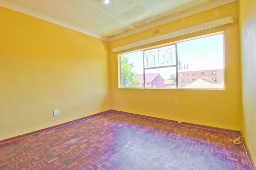 2 Bedroom Property for Sale in Windsor West Gauteng