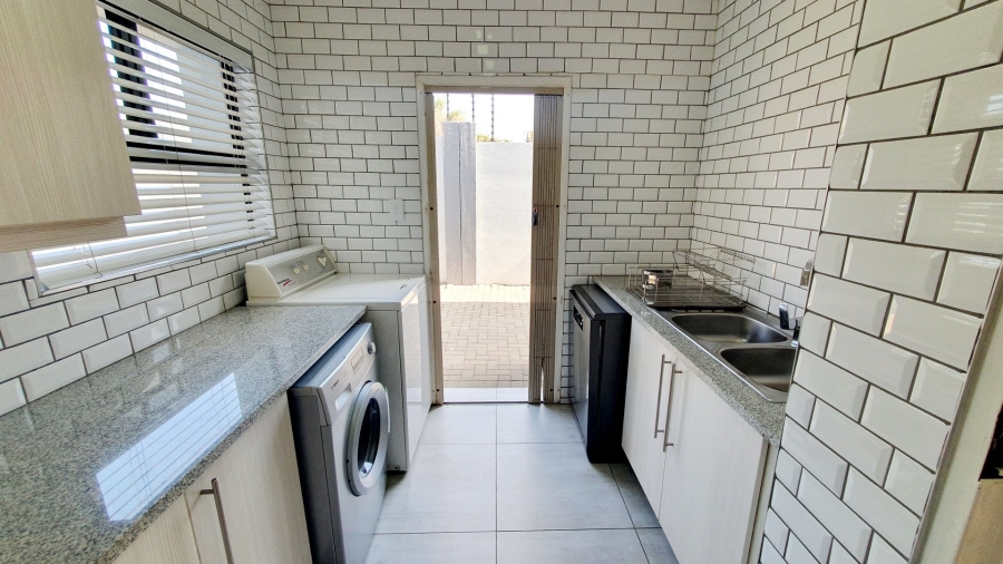 3 Bedroom Property for Sale in Magalieskruin Gauteng