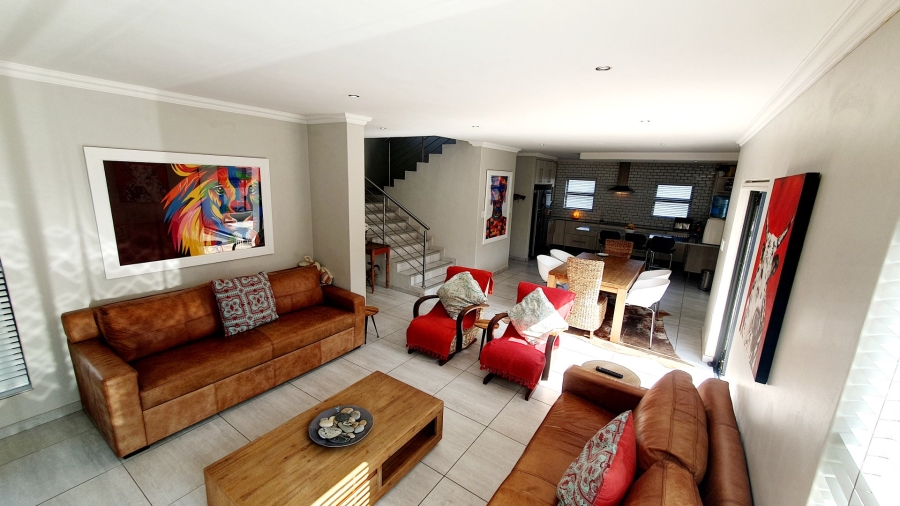 3 Bedroom Property for Sale in Magalieskruin Gauteng