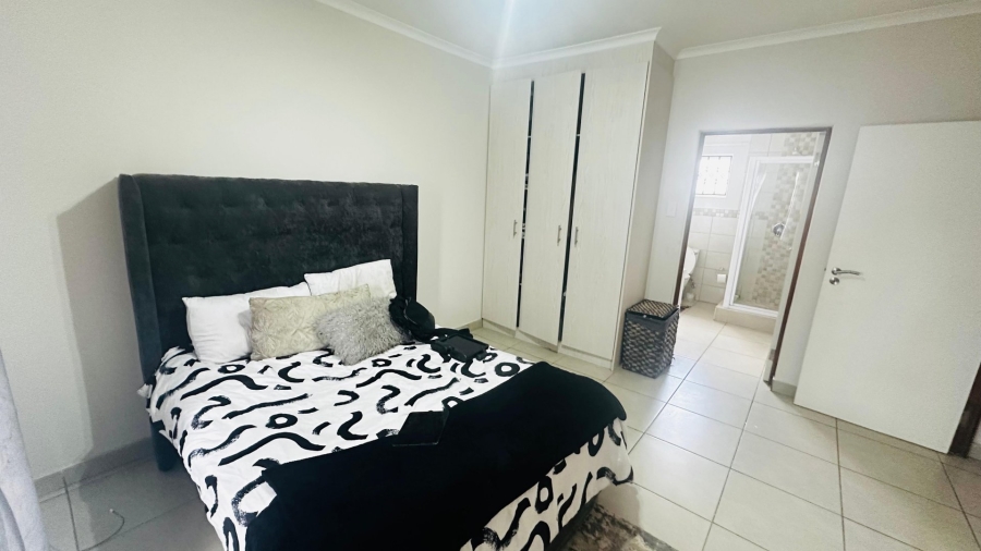 4 Bedroom Property for Sale in Roseacre Gauteng