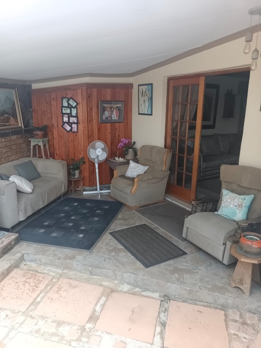 4 Bedroom Property for Sale in Rietfontein Gauteng