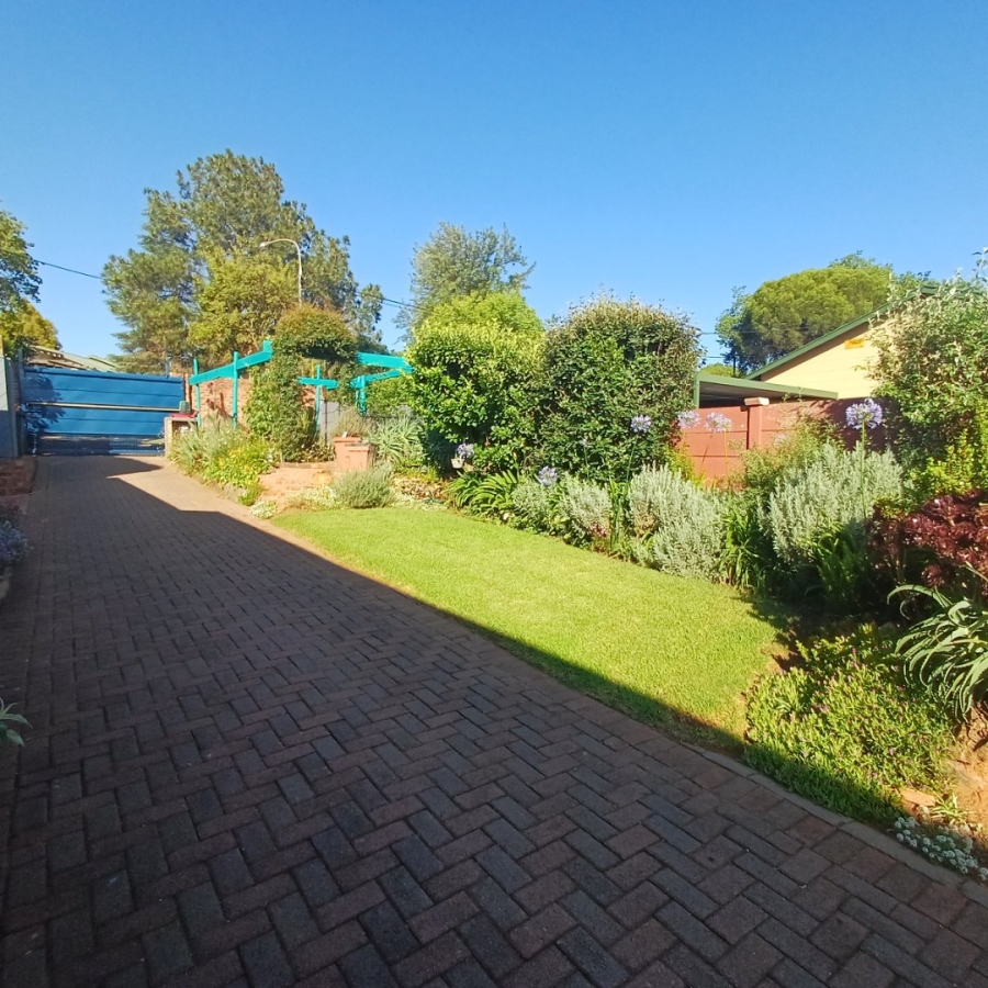 4 Bedroom Property for Sale in Lyttelton Manor Gauteng